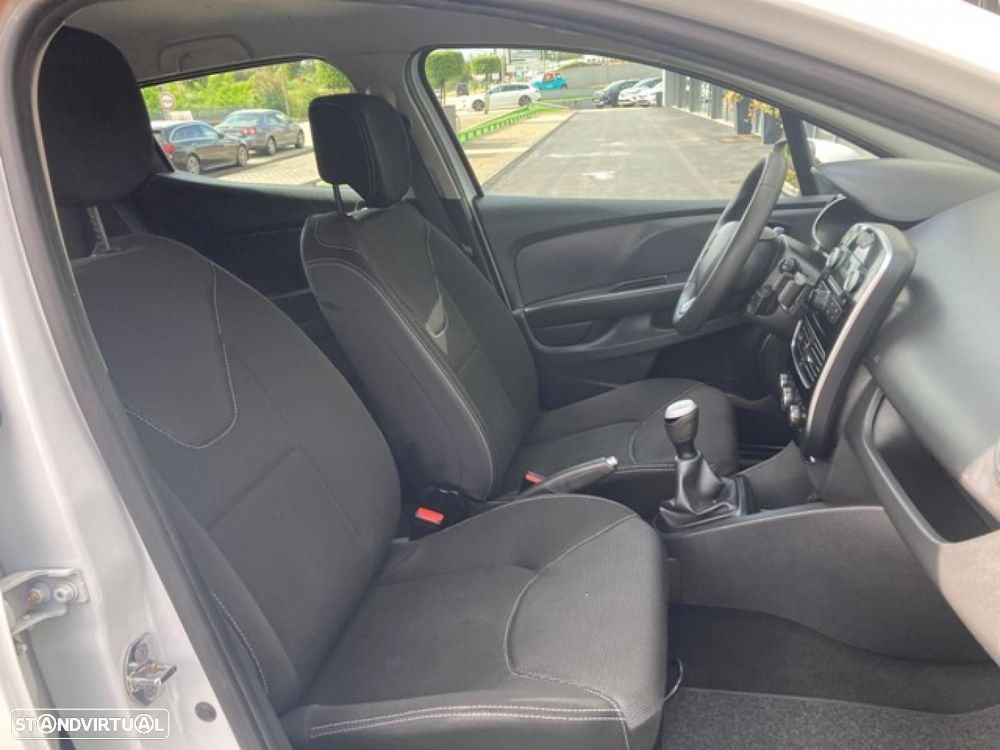 Renault Clio 1.5 dCi Zen - 24