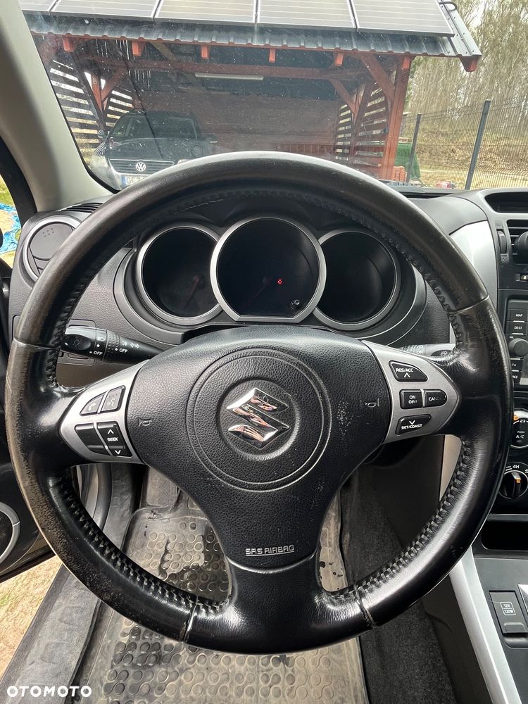Suzuki Grand Vitara 1.9 DDiS Comfort - 4