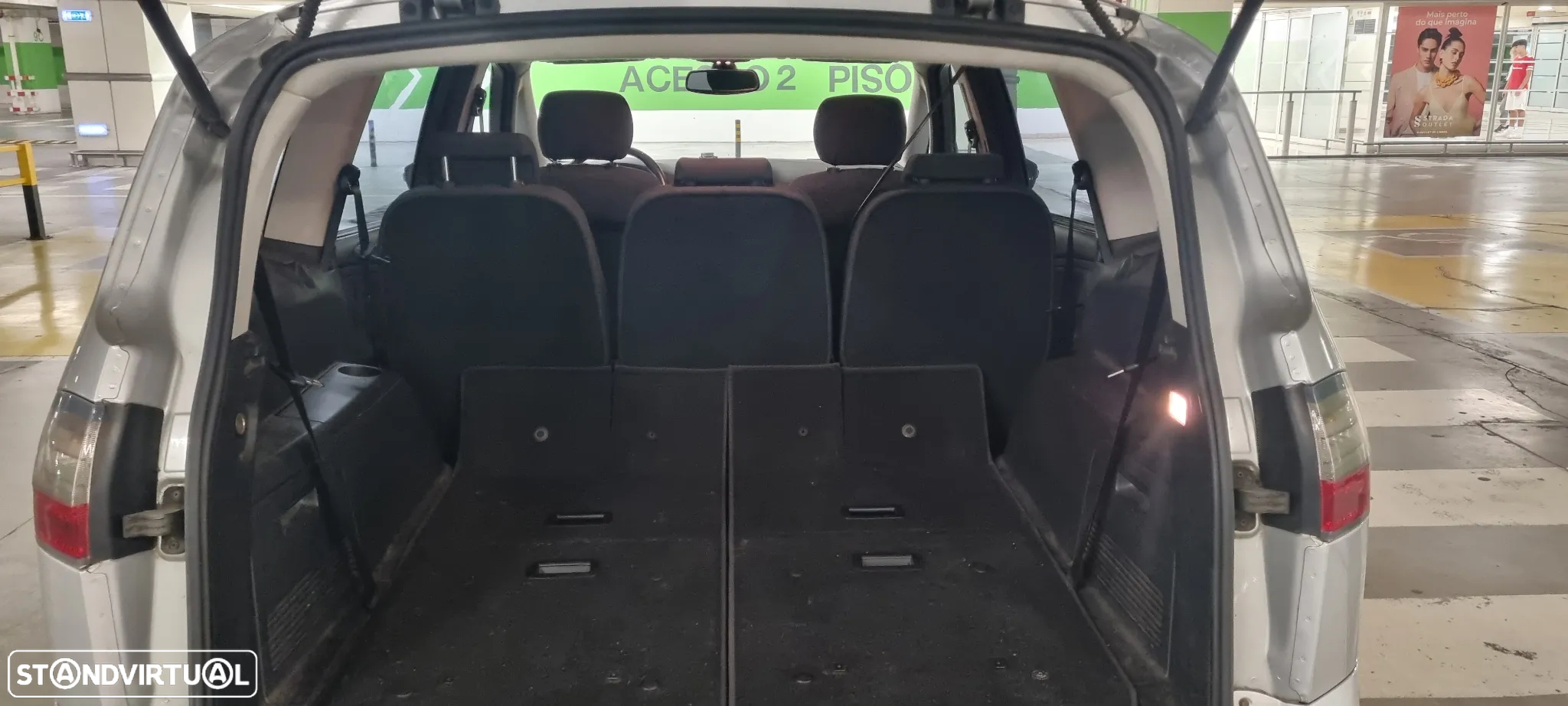 Ford S-Max 1.8 TDCi Titanium 7L - 9