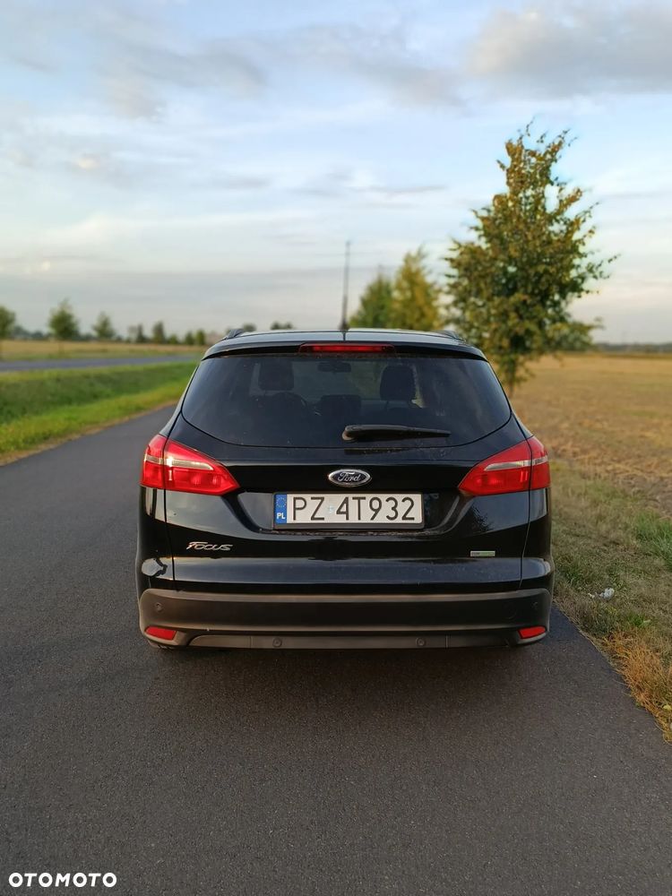 Ford Focus Turnier 1.0 EcoBoost Start-Stopp-System TITANIUM - 7