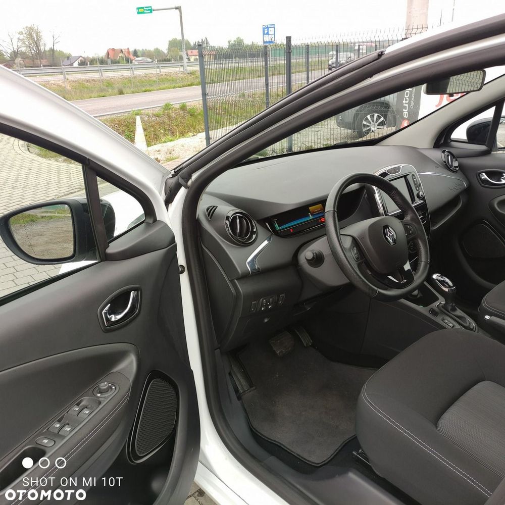 Renault Zoe - 16