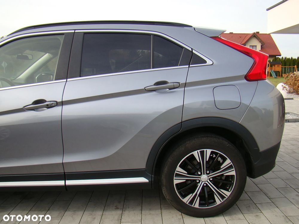 Mitsubishi Eclipse Cross 1.5 T-MIVEC ClearTec CVT 4WD Intro Edition - 8