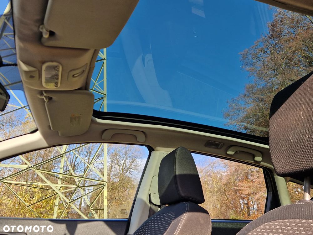 Nissan Qashqai 2.0 4 x 4 tekna - 11