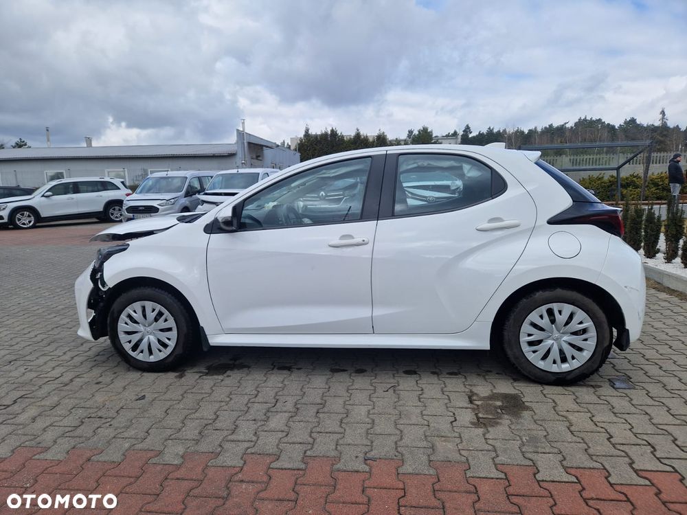 Toyota Yaris 1.0 Active - 1
