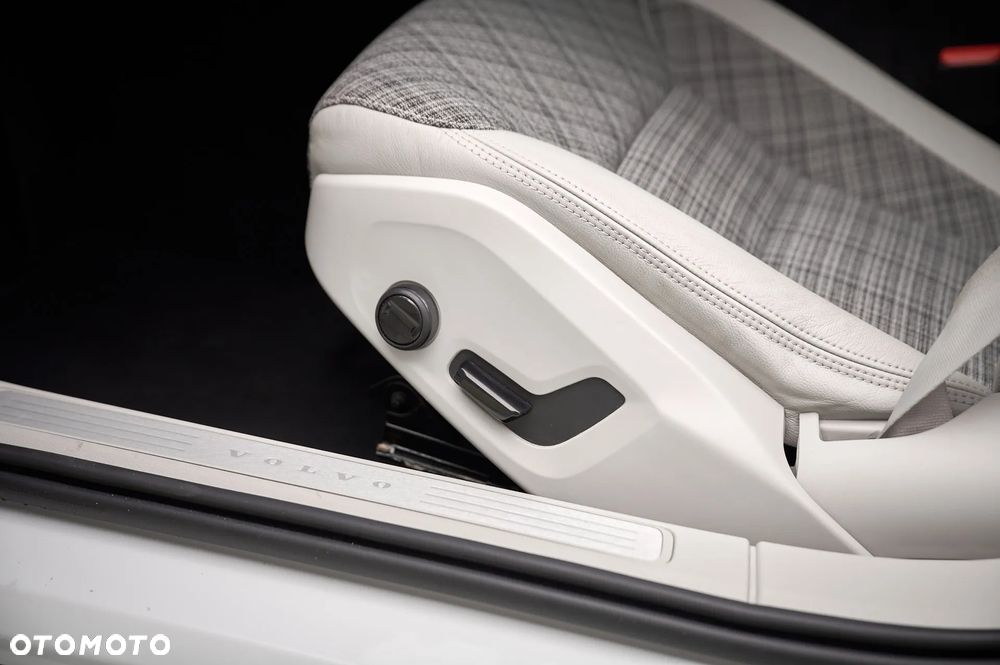 Volvo V60 2.0T Geartronic Powershift Momentum - 31