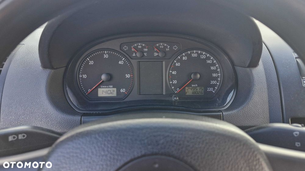 Volkswagen Polo - 7