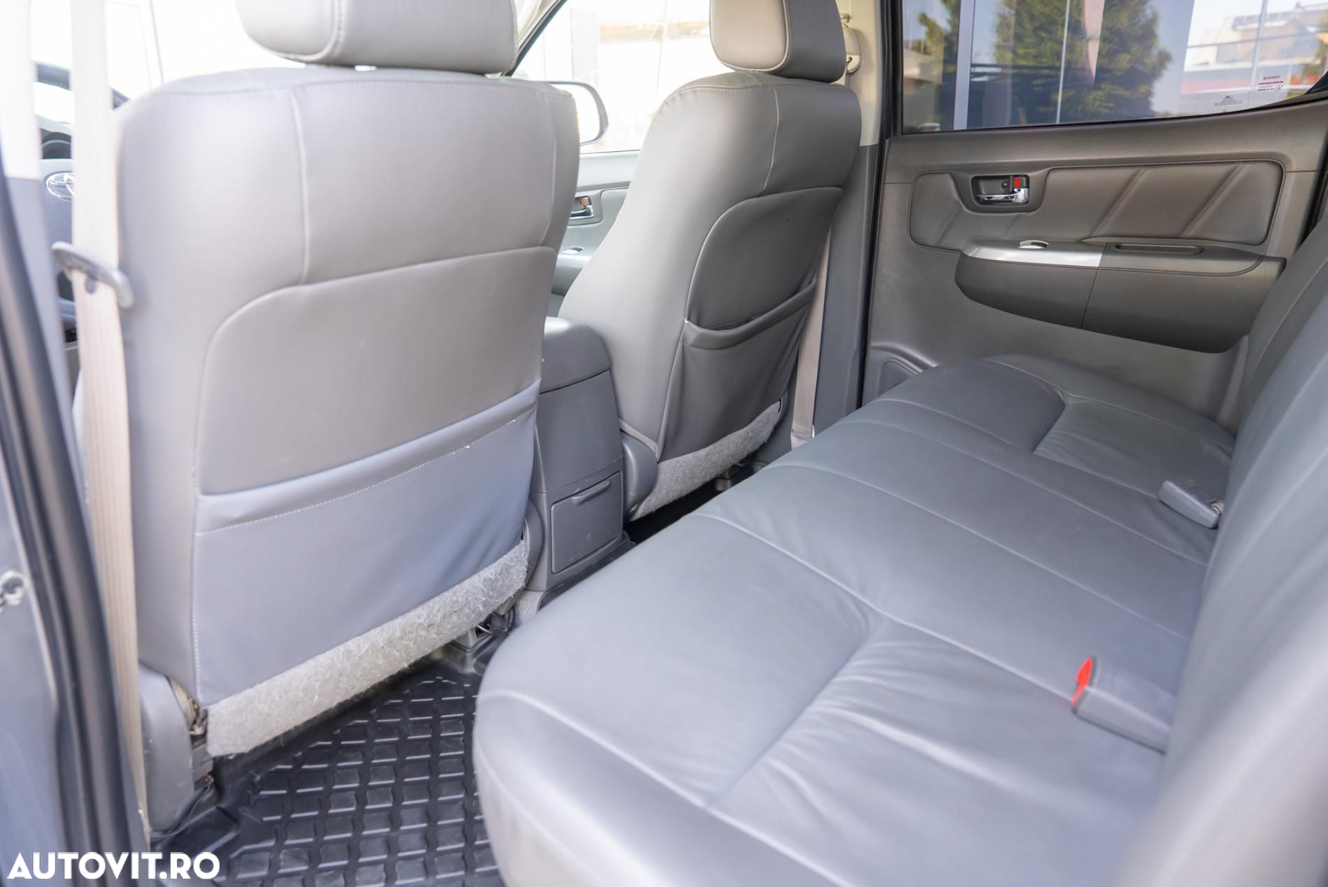 Toyota Hilux 4x4 Cabina Dubla Style+ Aut. - 19
