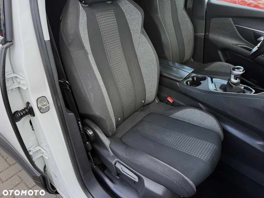 Peugeot 3008 PureTech 130 Stop & Start Active - 14