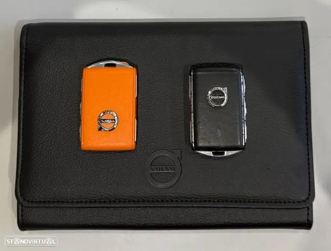 Volvo XC 60 2.0 D4 Inscription AWD Geartronic - 43