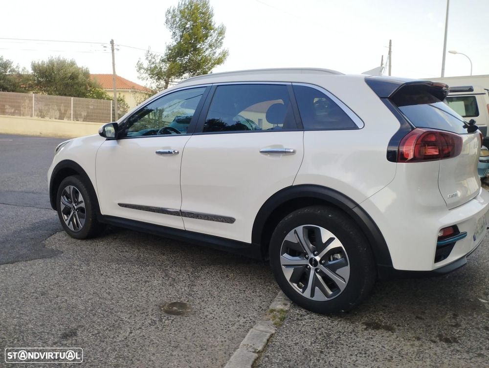 Kia e-Niro 64kWh - 29