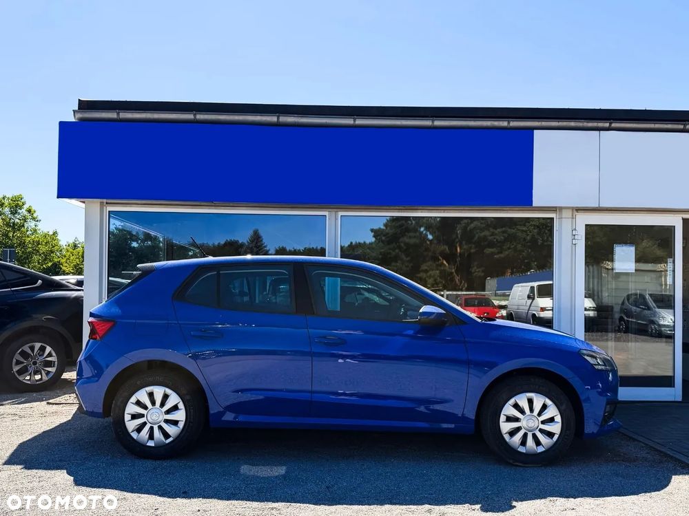 Skoda Fabia 1.0 Essence - 7
