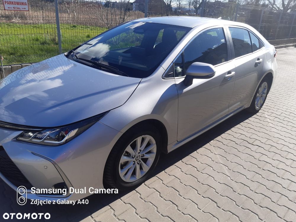 Toyota Corolla 1.8 Hybrid Comfort - 1