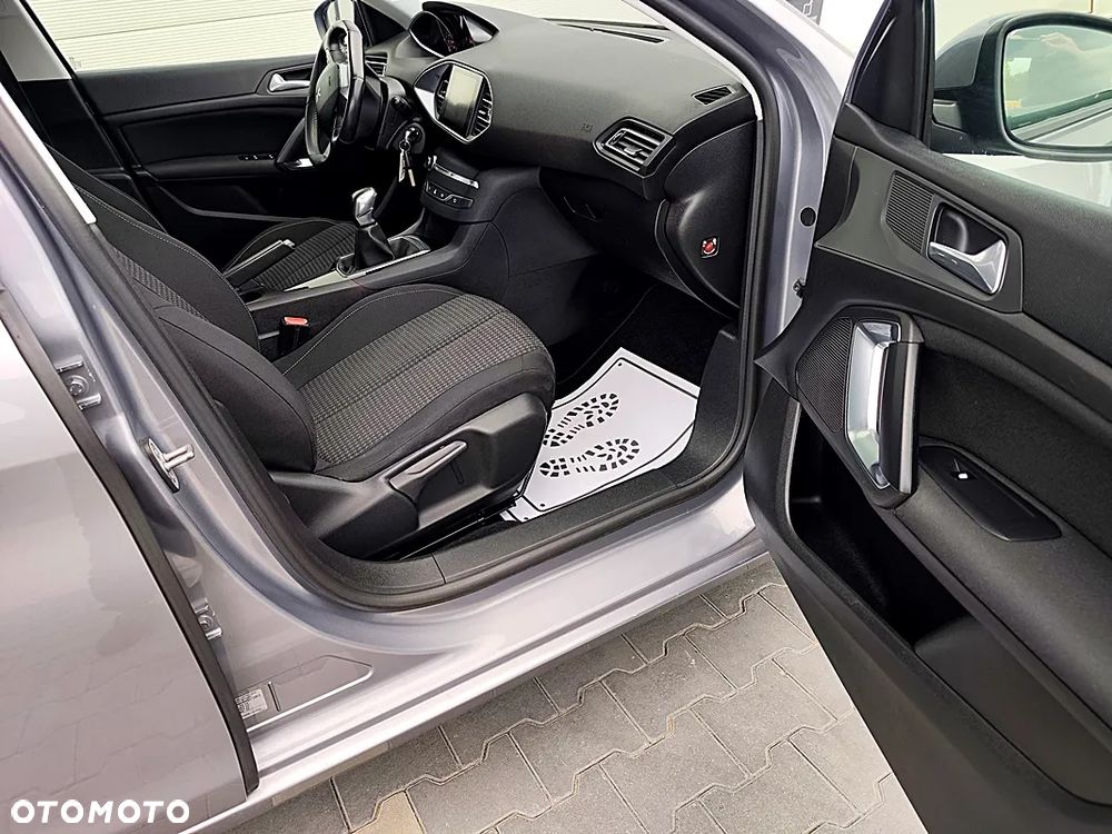 Peugeot 308 - 22