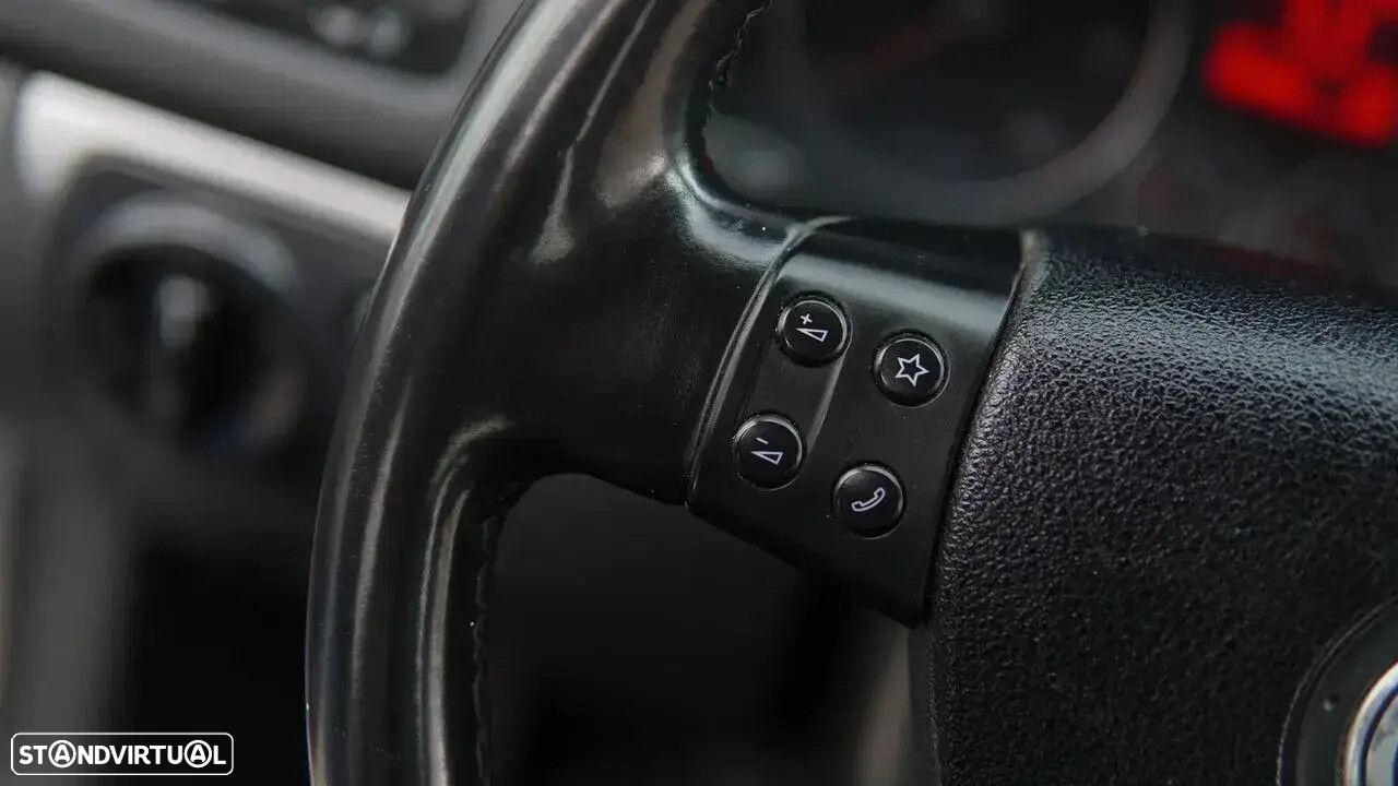 VW Jetta - 38