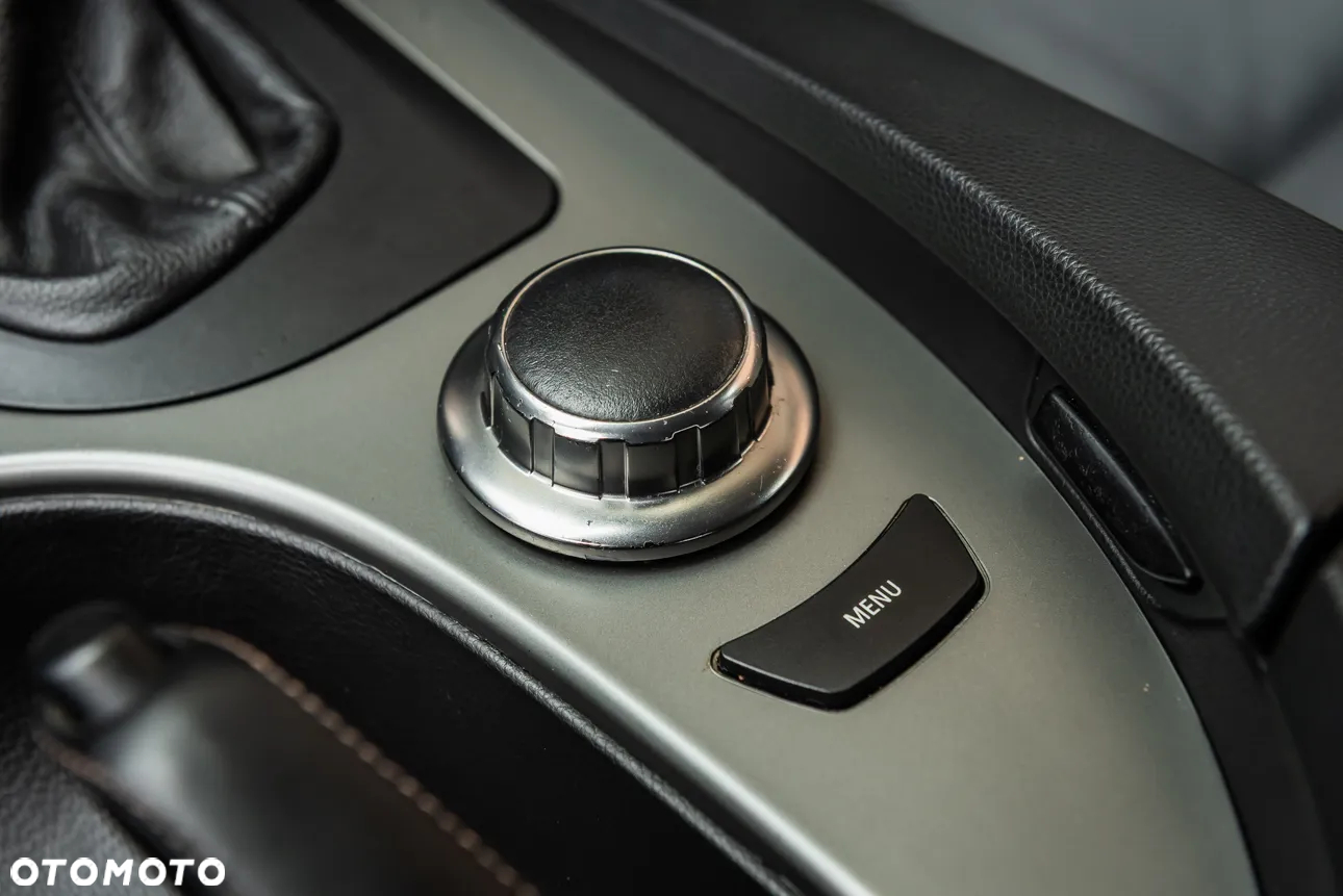 BMW Seria 5 - 25