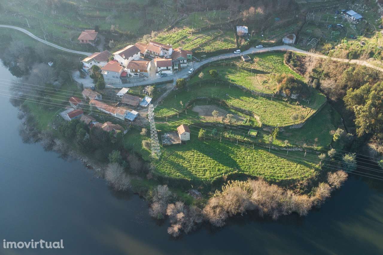 Quinta única na primeira linha do Rio Tâmega, em Penafiel! - Grande imagem: 3/5