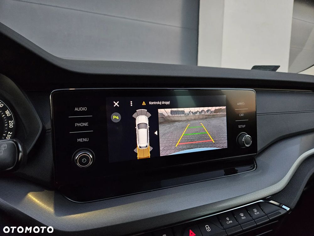 Skoda Octavia 2.0 TDI SCR Ambition DSG - 19