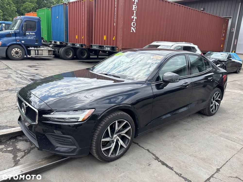 Volvo S60 T6 AWD Momentum Pro - 2