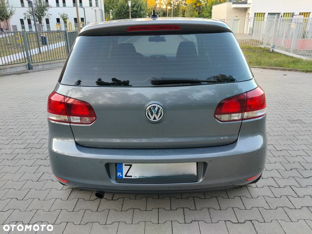 Volkswagen Golf 1.6 TDI Trendline DSG - 6