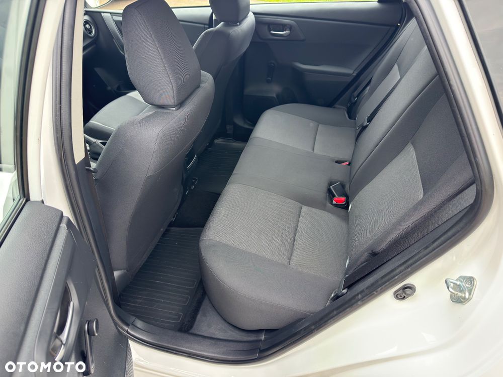 Toyota Auris 1.33 VVT-i Active - 21