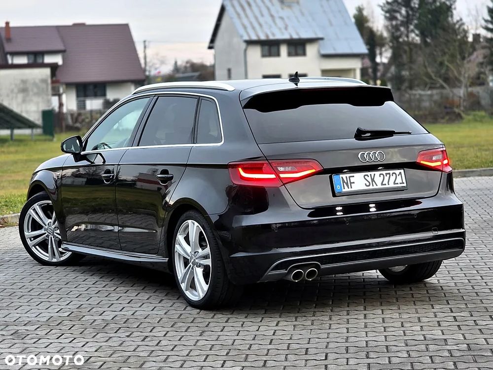 Audi A3 Sportback 2.0 TDI (clean diesel) quattro S tronic S line Sportpaket - 14