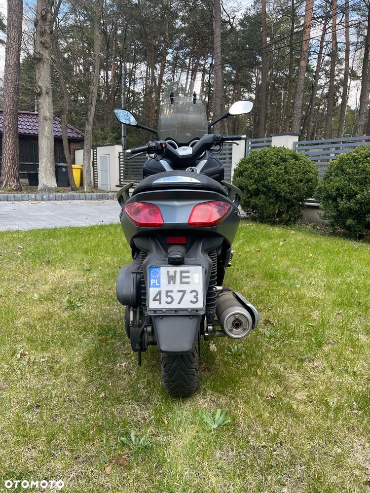 Yamaha X-max - 3