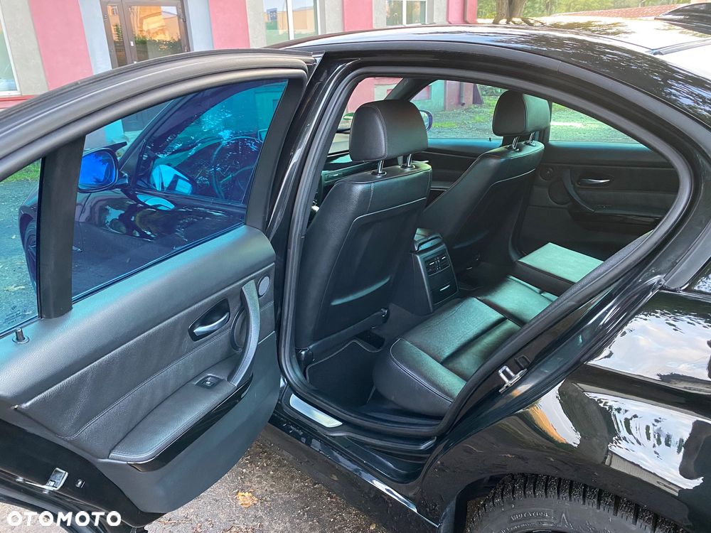 BMW Seria 3 - 24