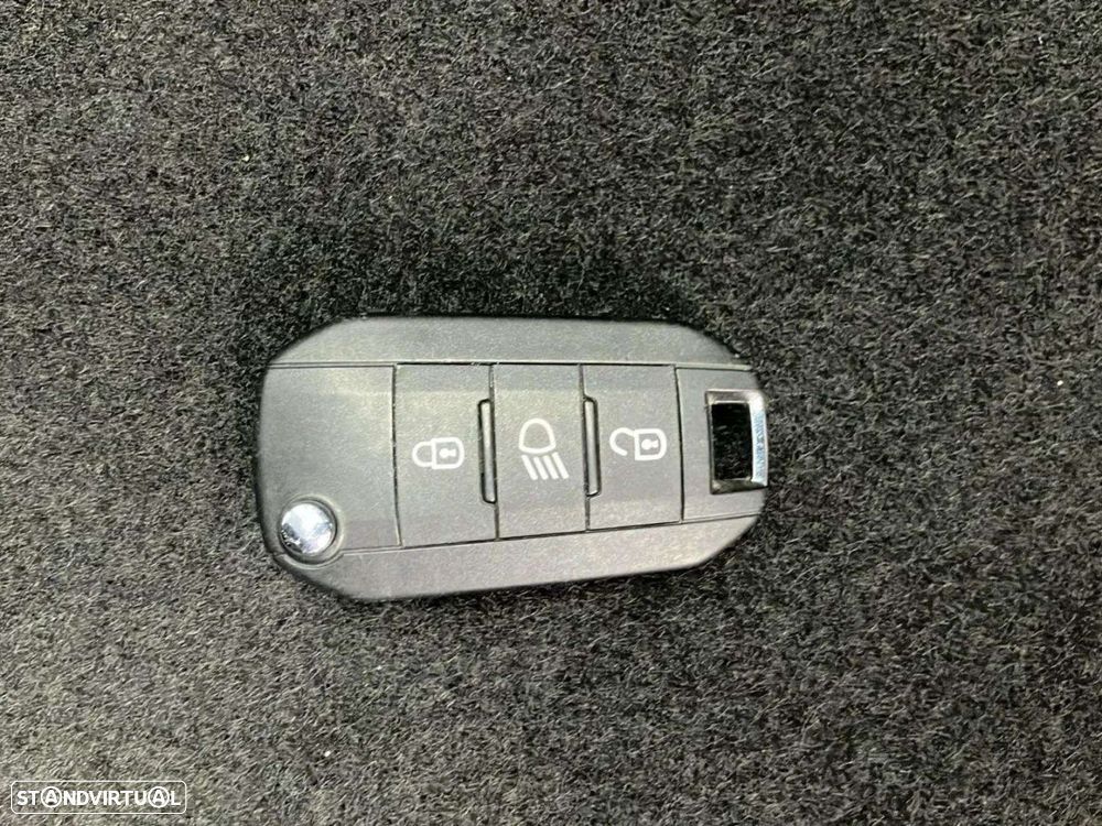 Citroën C3 1.2 PureTech C-Series - 17