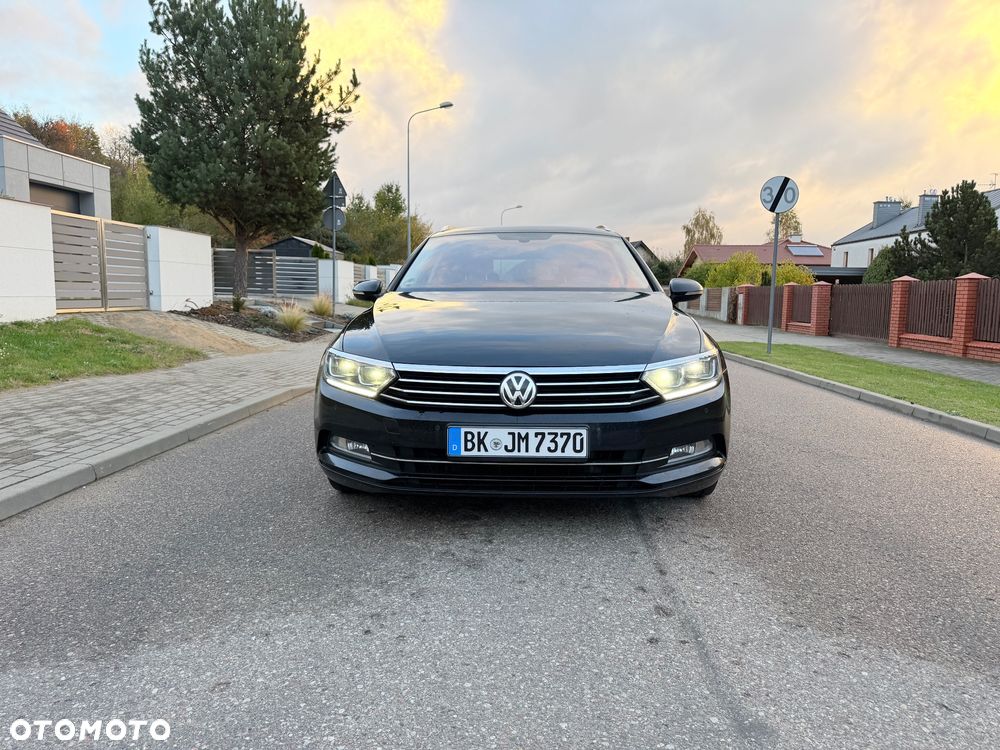 Volkswagen Passat - 24