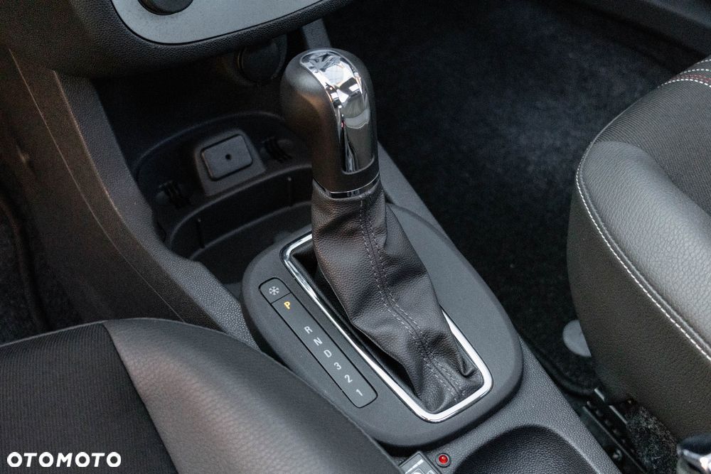 Opel Corsa 1.4 16V Edition 150 - 23