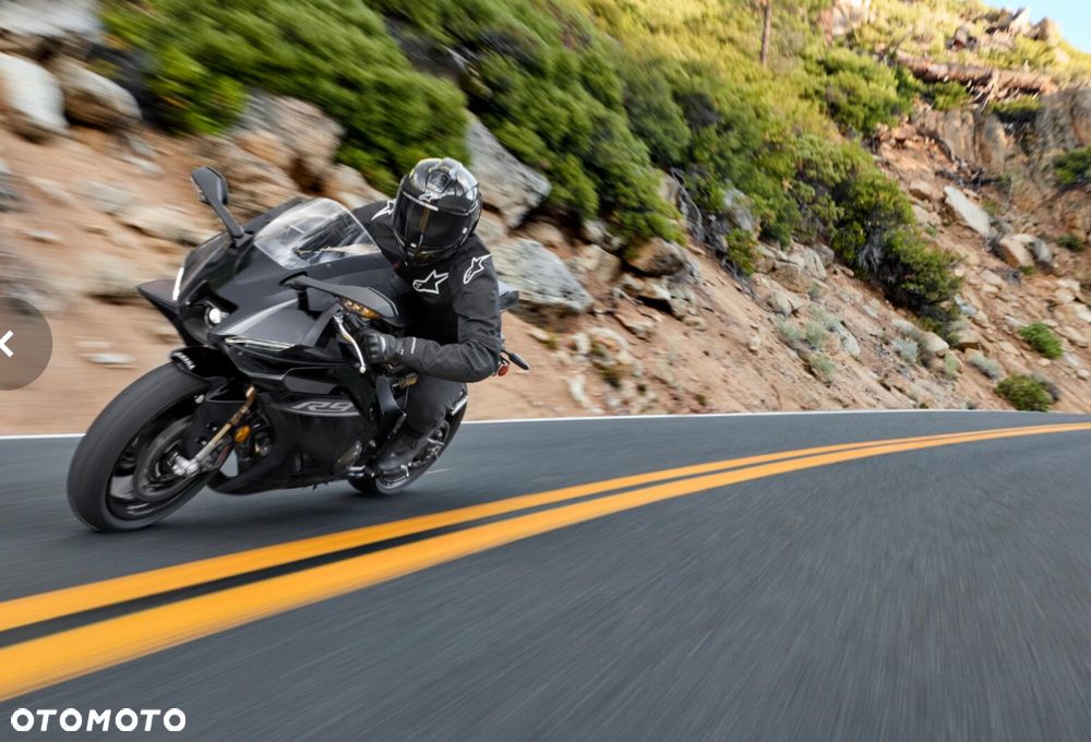 Yamaha R9 - 6