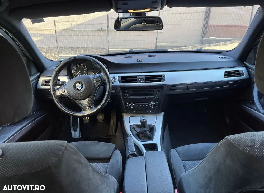 BMW Seria 3 320d - 7