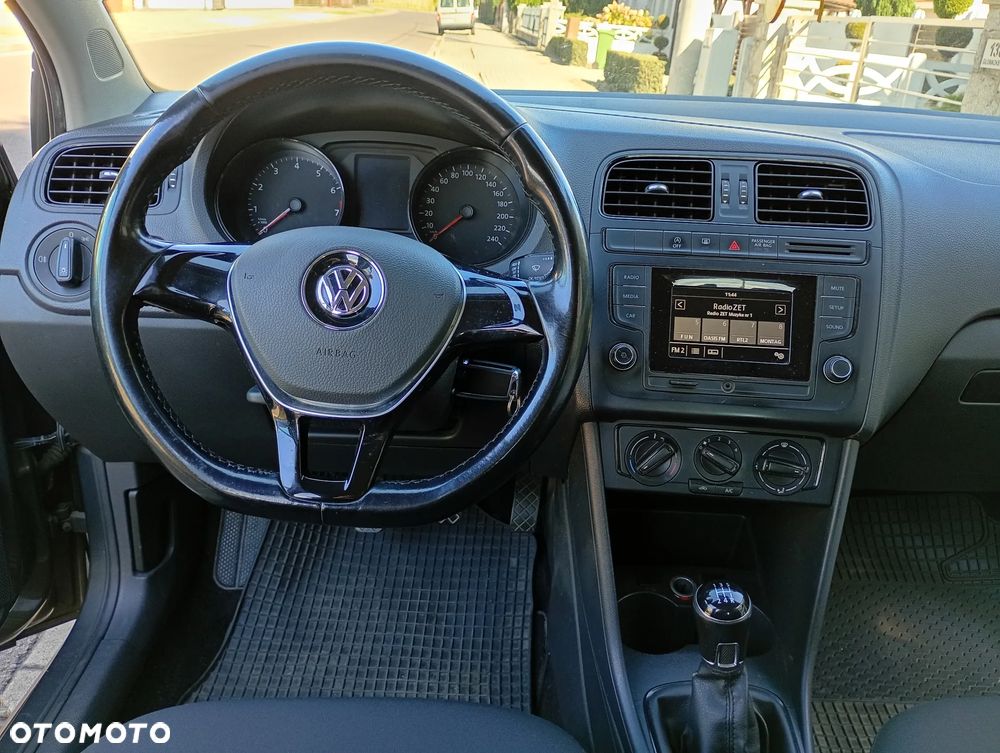 Volkswagen Polo 1.0 Comfortline - 10