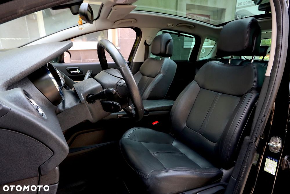 Peugeot 3008 2.0 HDi Premium+ - 7