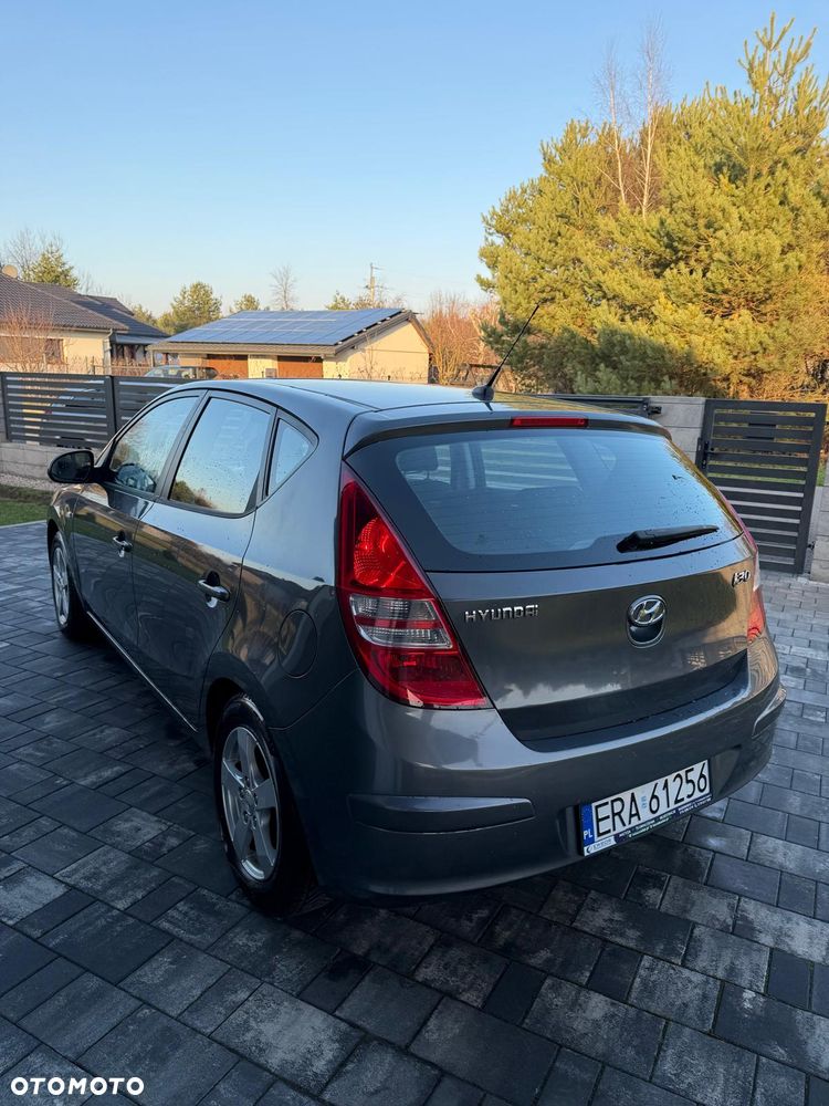 Hyundai i30 1.6 blue Comfort - 6