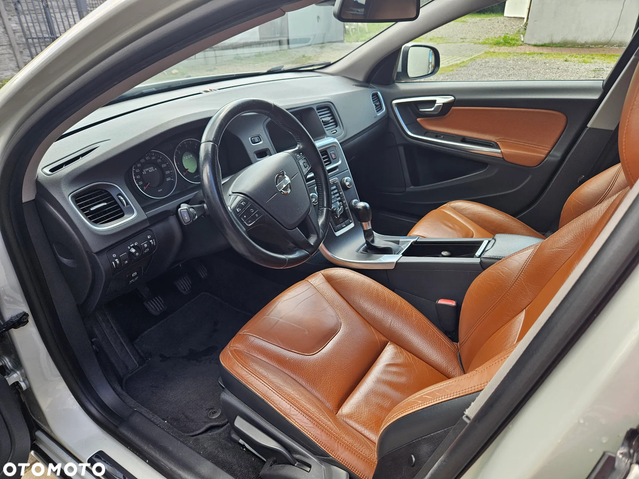 Volvo V60 D2 Momentum - 8