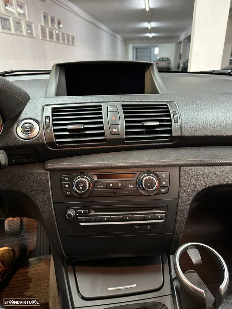 BMW 1M Coupe Standard - 12