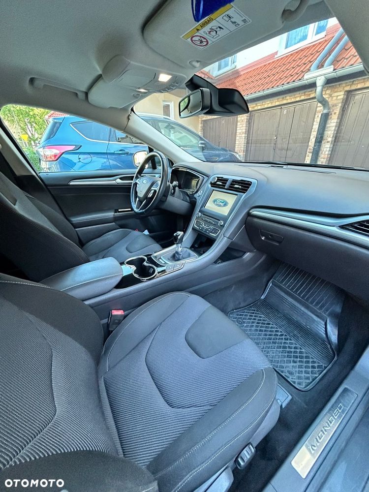 Ford Mondeo - 8