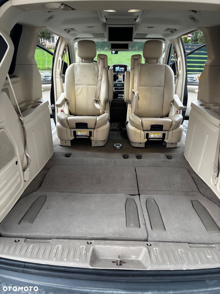 Chrysler Town & Country 4.0 Limited - 15