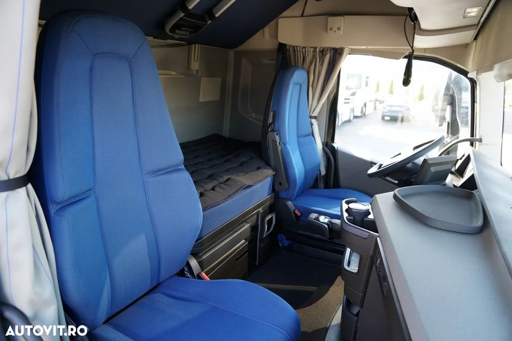 Volvo FH 500 / MEGA / COMBINAT TANDEM TRAVEL 120 M3 / 2024 / I-PARK COOL / DOCURI DE ACOPERIRE PENTRU CĂRUCIOR / PUNTE RIDICATĂ / JANTE DIN ALIAJ / REMORCĂ WECON - 35