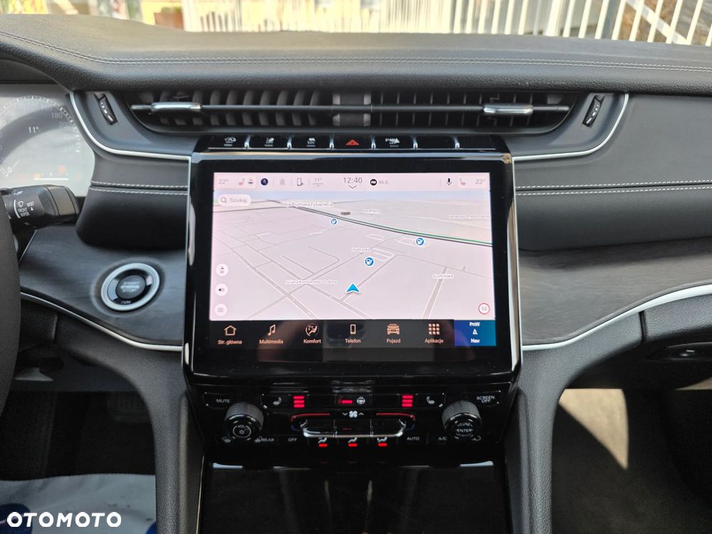 Jeep Grand Cherokee - 10