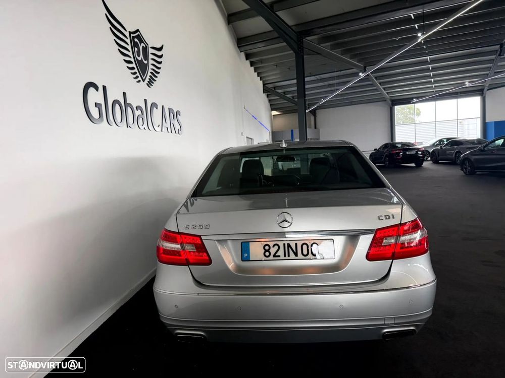 Mercedes-Benz E 250 CDi Elegance BlueEfficiency Auto. - 32