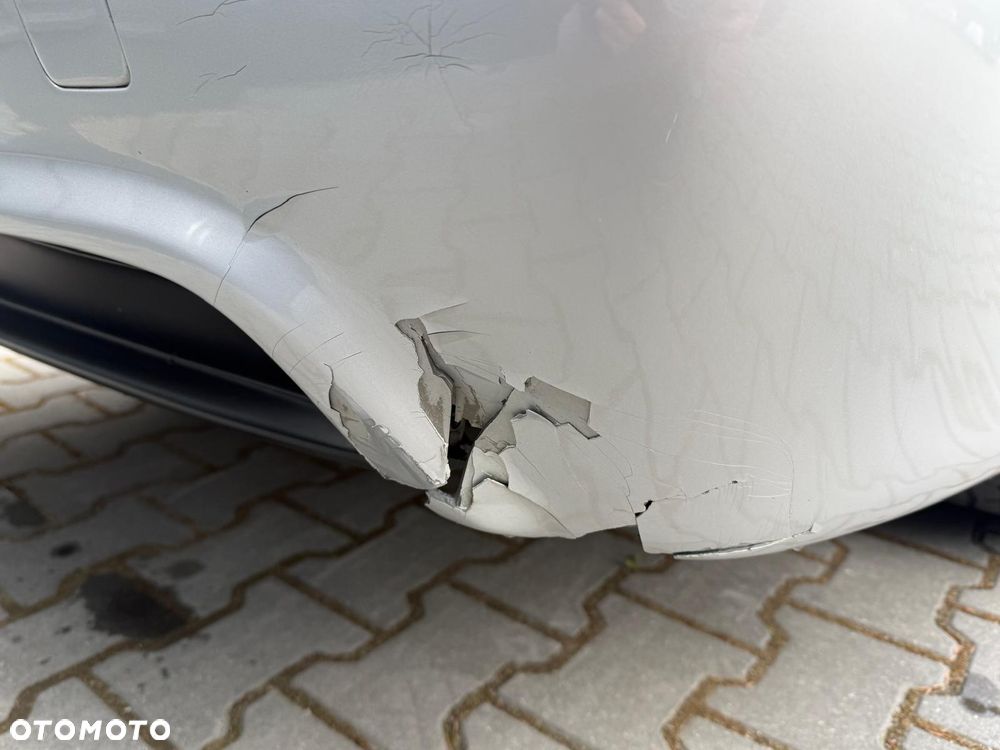 BMW Seria 5 525d - 16