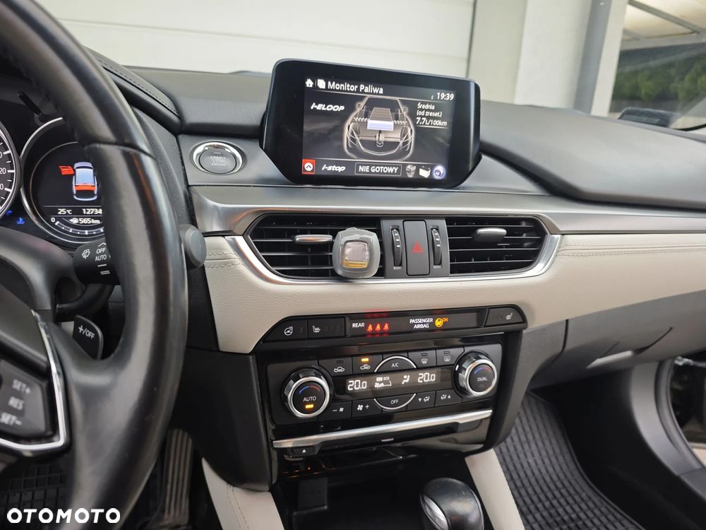 Mazda 6 2.5 Skypassion I-ELoop - 11