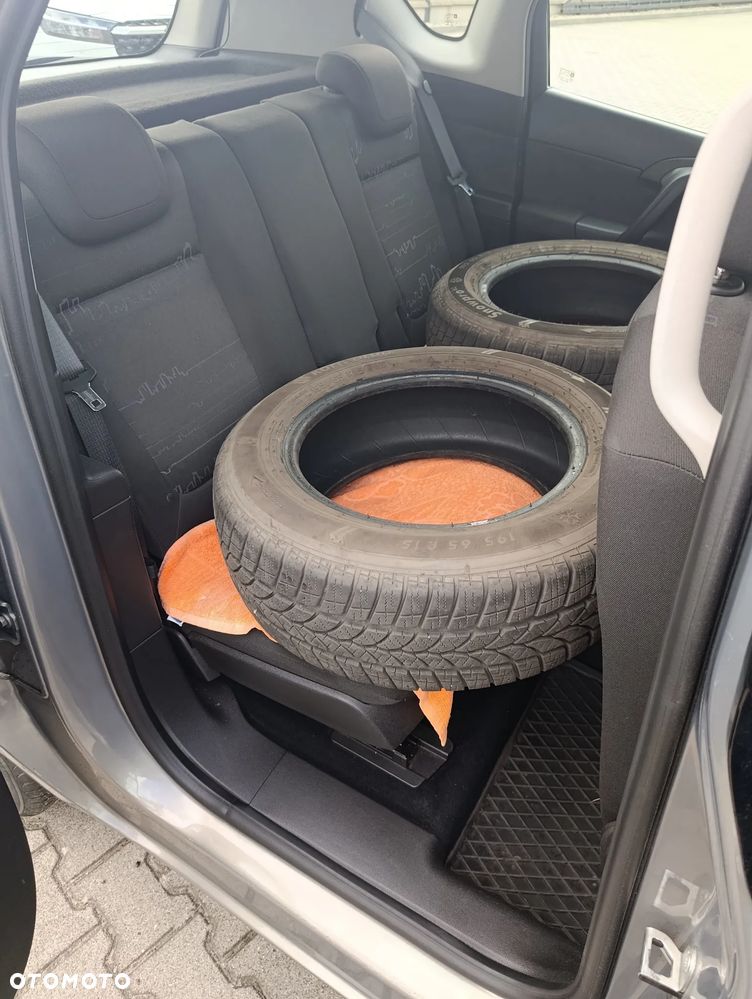 Opel Meriva 1.4 Essentia - 14