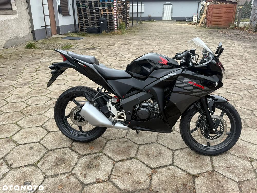 Honda CBR - 14