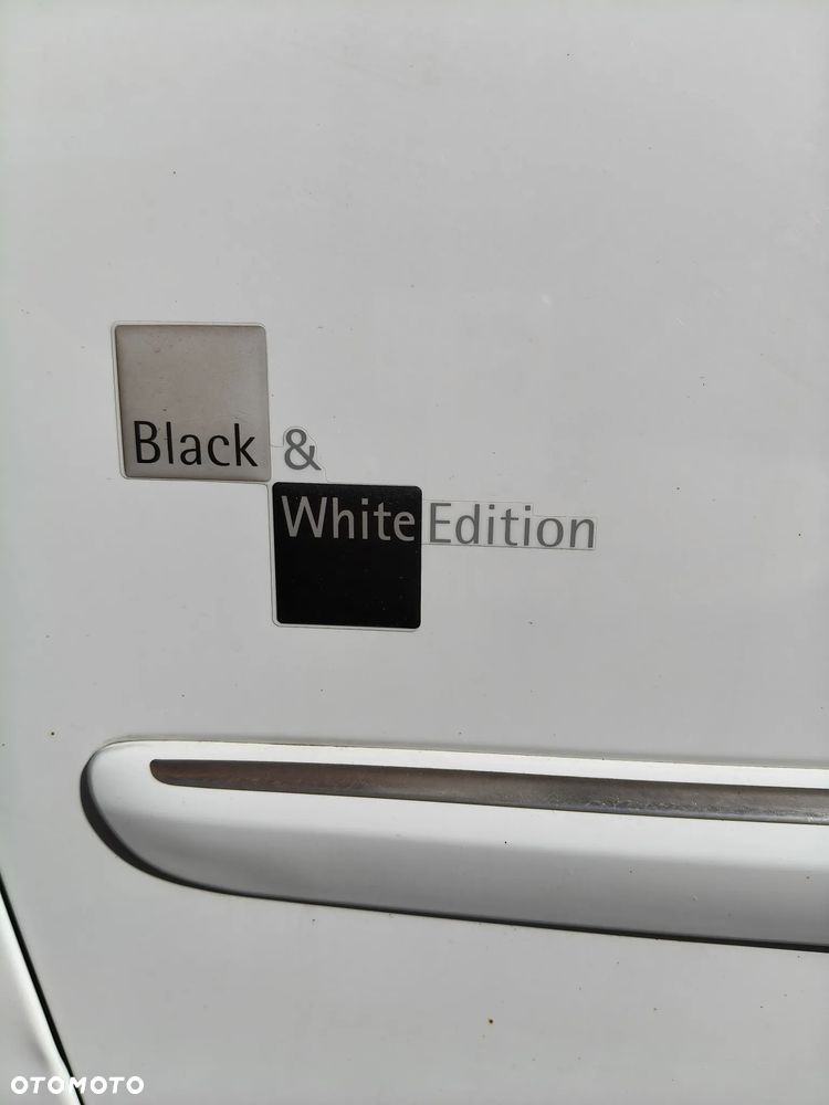 Peugeot 207 CC 155 THP Black&White Edition - 18