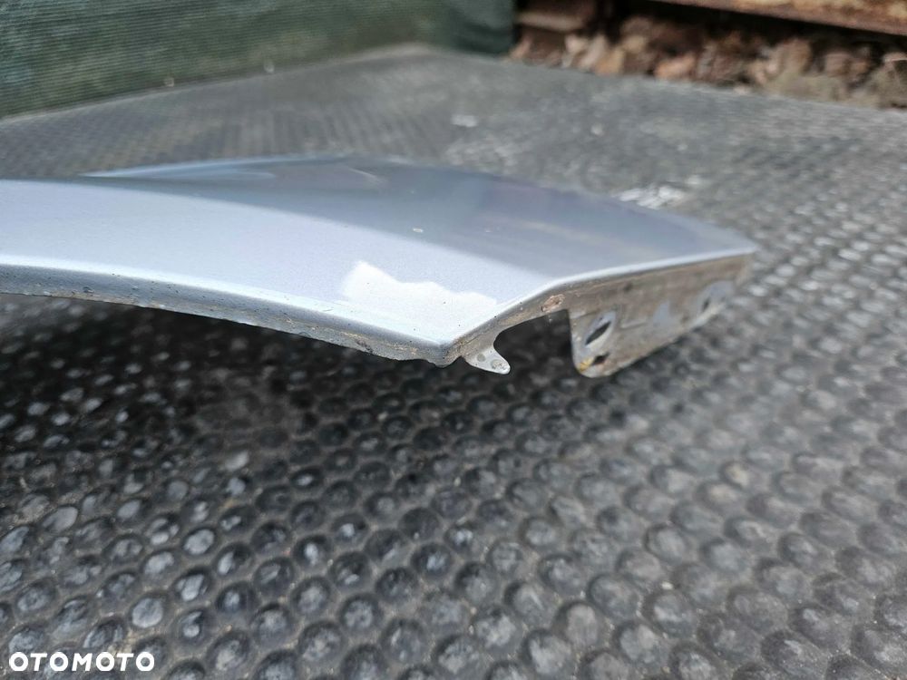 Blotniki Prawy Nadkole Przod Przedni Szary Audi A4 B8 Sedan Kombi Przed Lift Oryginalny lakier - 17