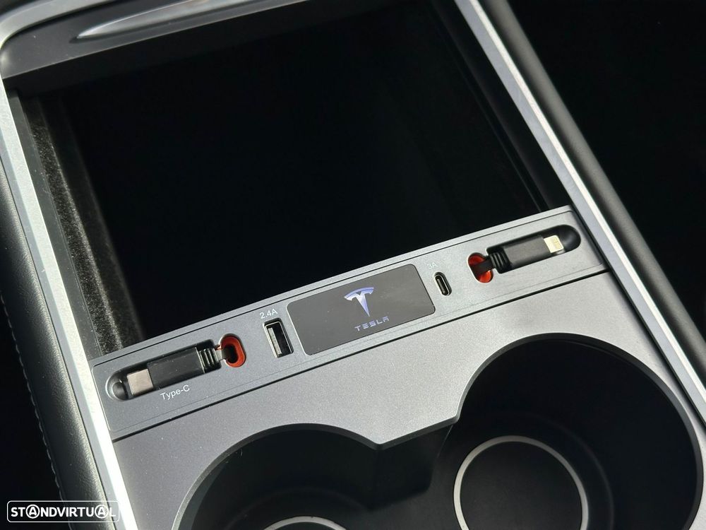 Tesla Model Y Long Range Dual Motor AWD - 23