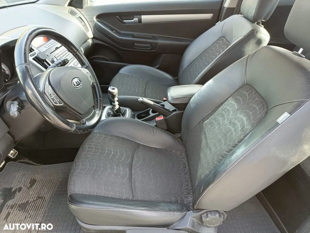 Kia Ceed Cee'd 2.0 DSL TX STYLE - 5